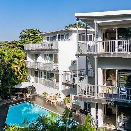 דורבן Beside Still Waters Boutique Hotel מראה חיצוני תמונה